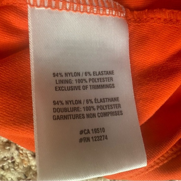 Lolë Vtg Tank / Racer Top Womens Medium Orange Built In Bra - Picture 7 of 12